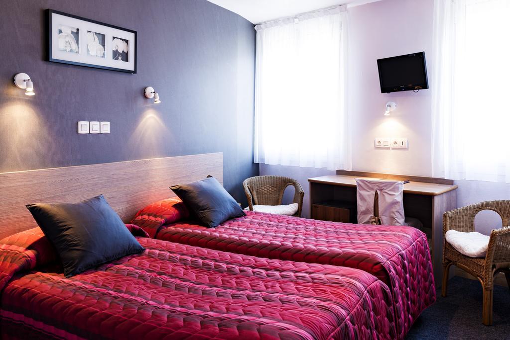 Hotel Panoramic Bagneres-de-Luchon Ngoại thất bức ảnh