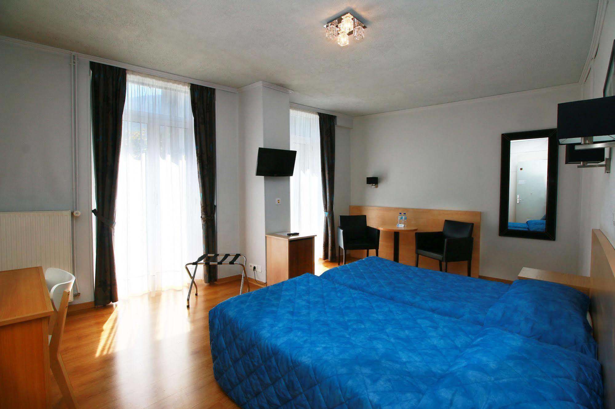 Hotel Panoramic Bagneres-de-Luchon Ngoại thất bức ảnh