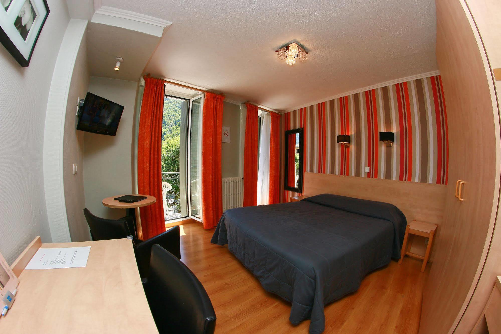 Hotel Panoramic Bagneres-de-Luchon Ngoại thất bức ảnh